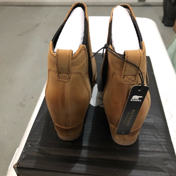 Sorel Lea Wedge Boots - Picture 3 of 5